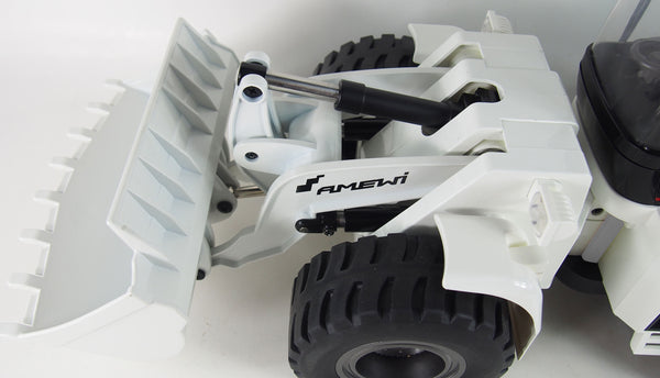 Construction - Wheel loader G484E AE white 1:14, partial metal RTR, sound, light, 10-channel