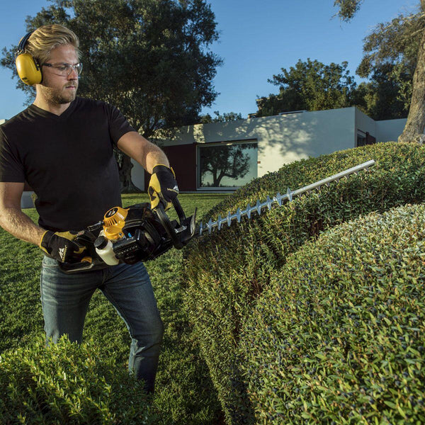 McCulloch 22cc 56cm (22") Double Sided Hedge Trimmer