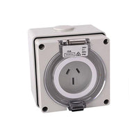 3 Flat Pin Socket Outlet 250V