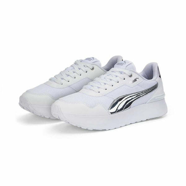 Sports Trainers for Women Puma R78 Voyage Distressed  White