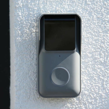 Wireless Doorbell with Push Button Bell Dio Connected Home DIOBELL-B01