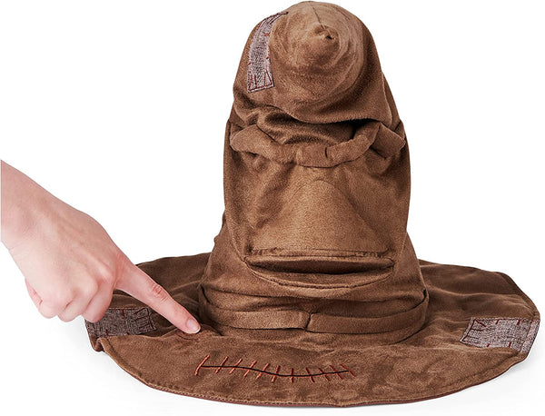 HARRY POTTER - WIZARDING WORLD INTERACTIVE MAGIC SORTING PATTERN - Interactive Magic Sorting Hat That Moves And Speaks Bilingual With Official Voice