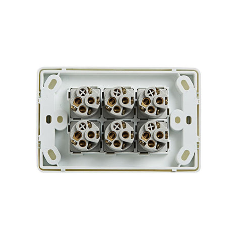 Classic 6 Gang Switch 250V 16Ax Horizontal Pack